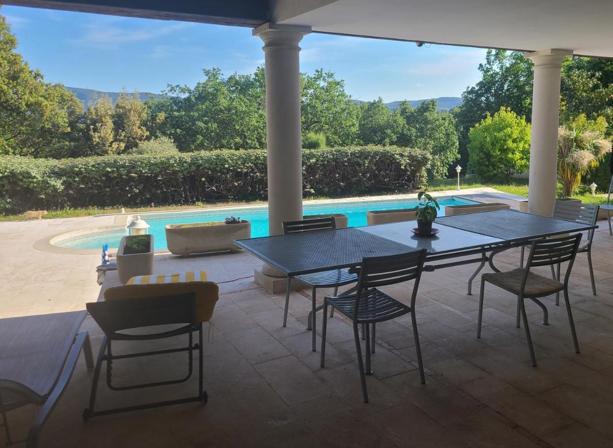 Villa Mycenes Garéoult Екстериор снимка